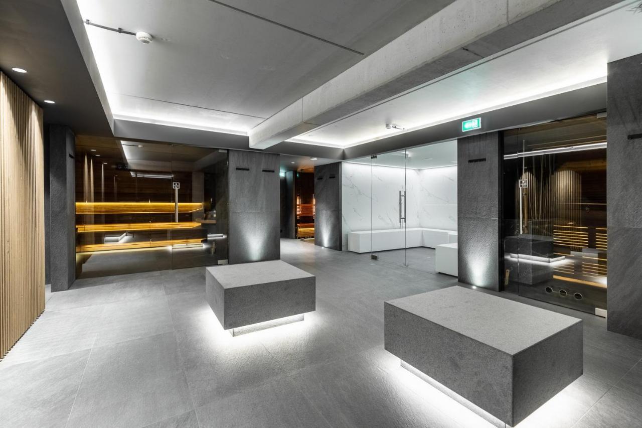 Hotel Meta Resort & Vine Spa Щирк Екстер'єр фото