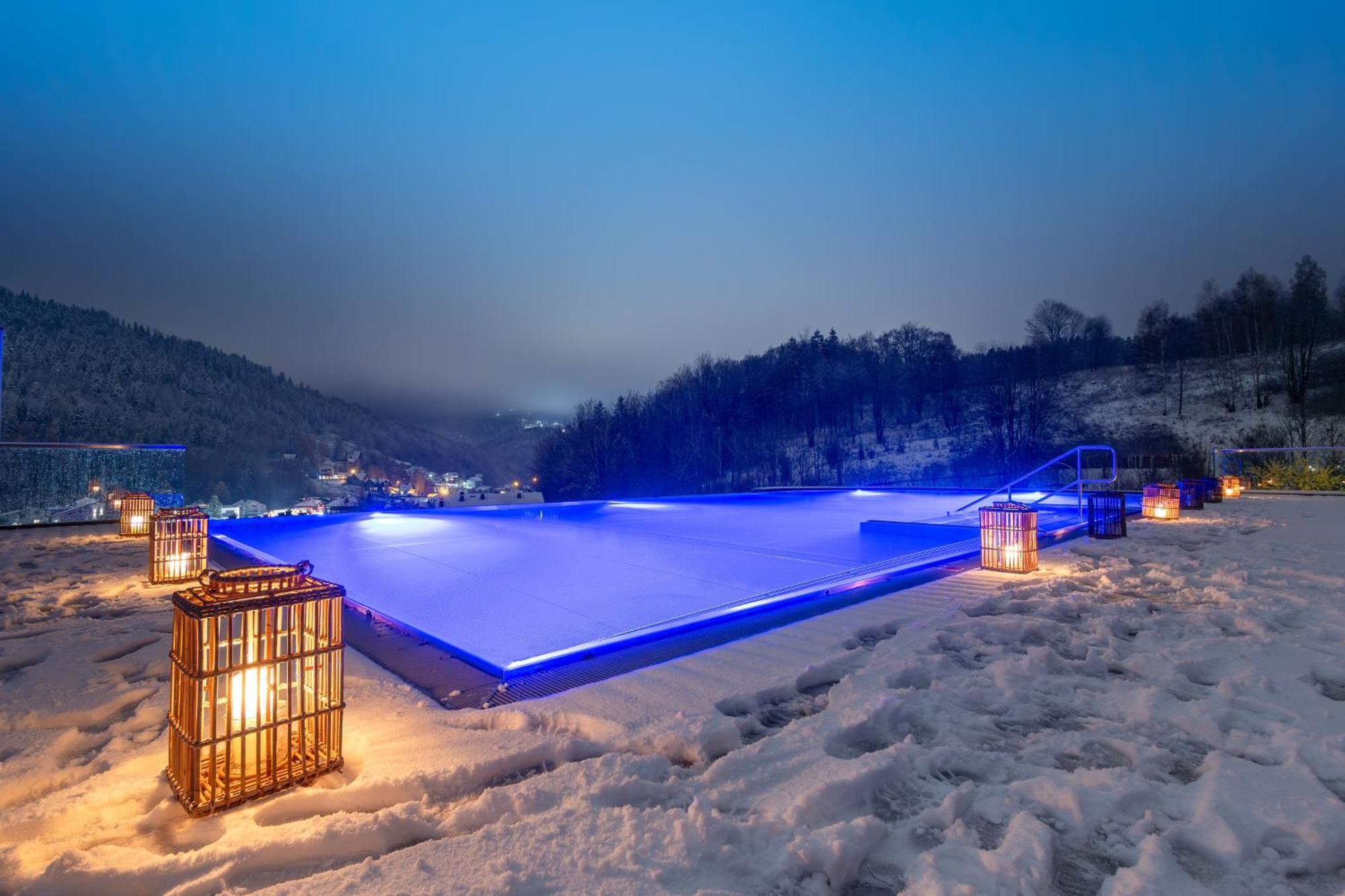 Hotel Meta Resort & Vine Spa Щирк Екстер'єр фото