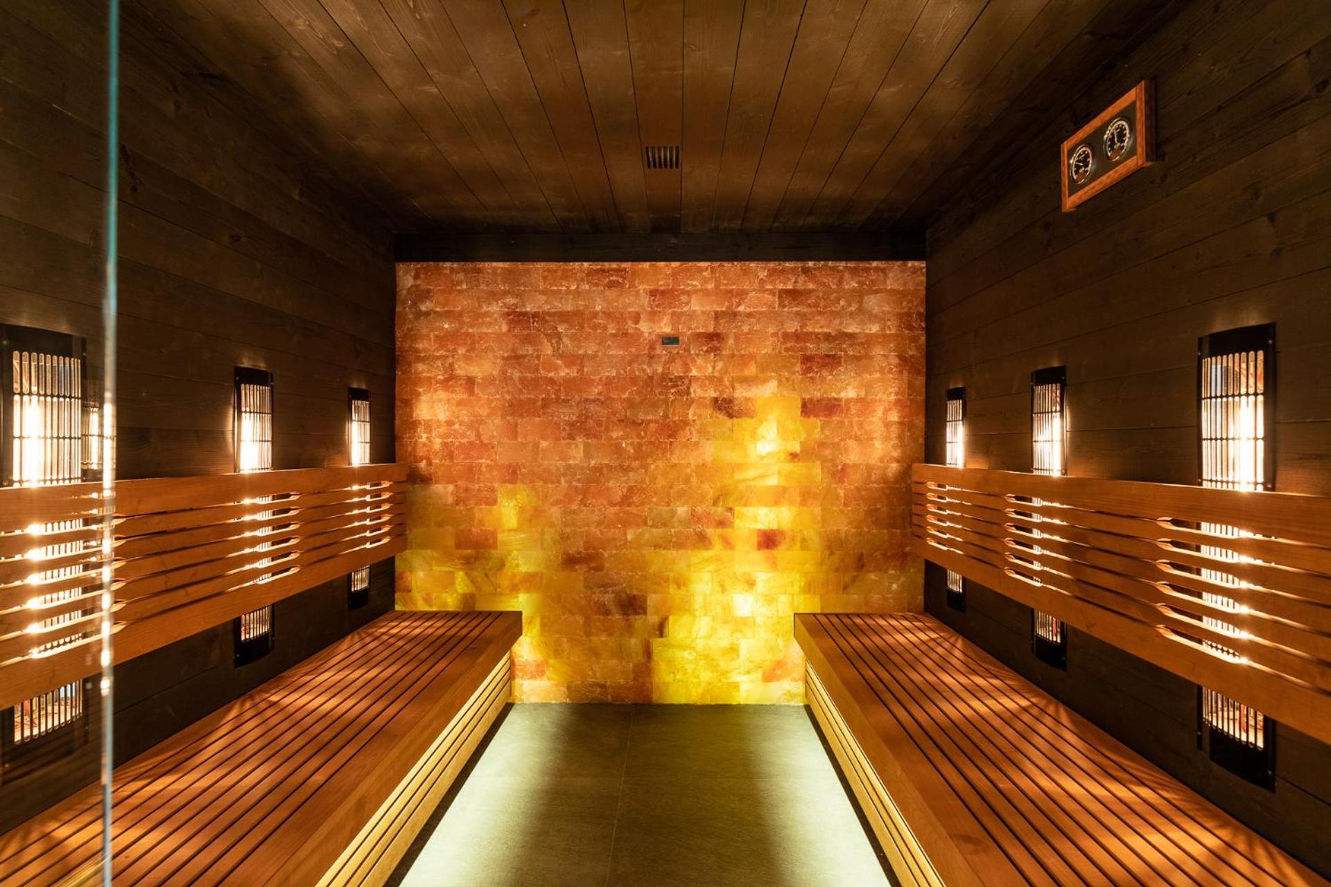 Hotel Meta Resort & Vine Spa Щирк Екстер'єр фото