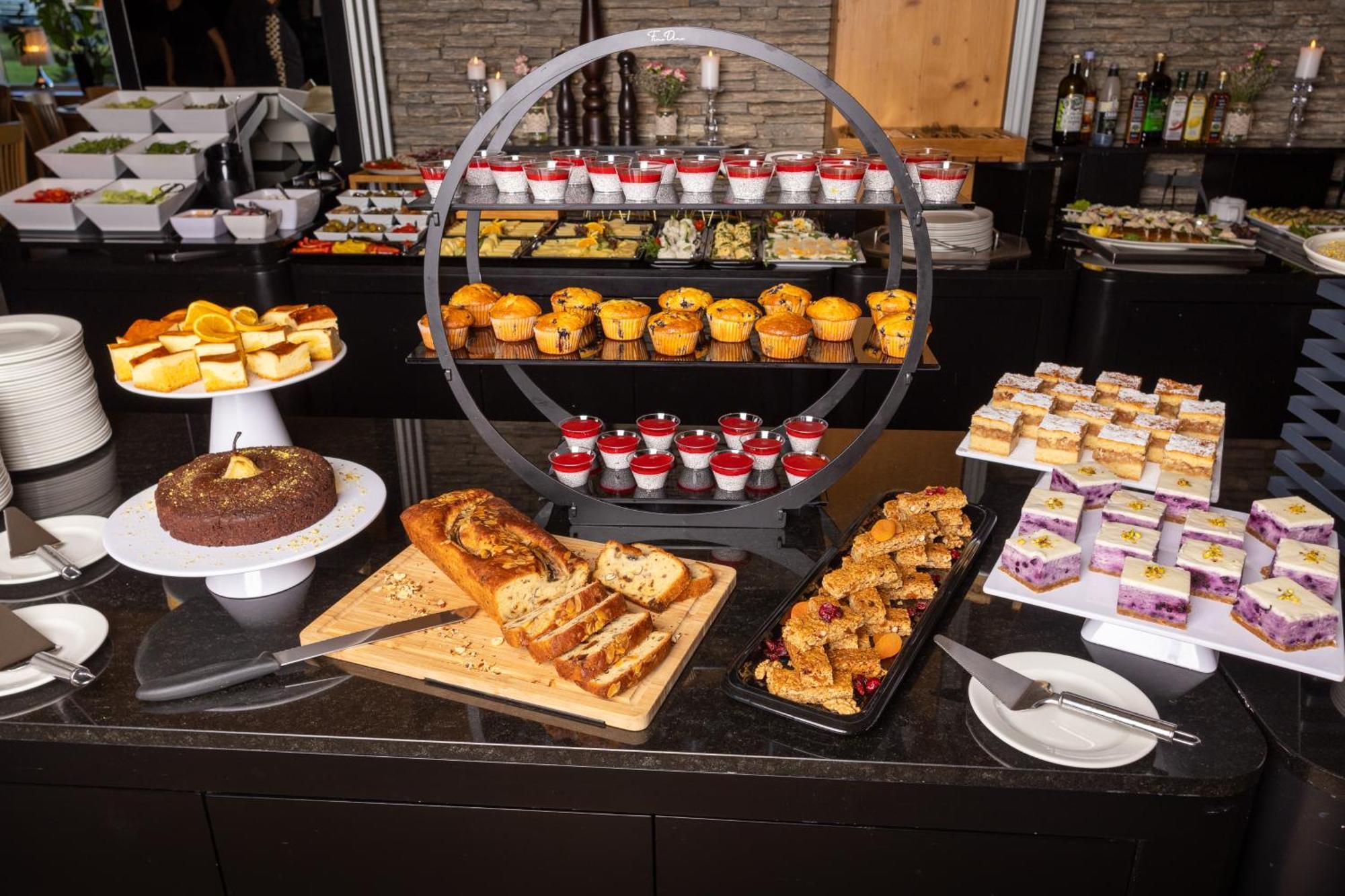 Hotel Meta Resort & Vine Spa Щирк Екстер'єр фото