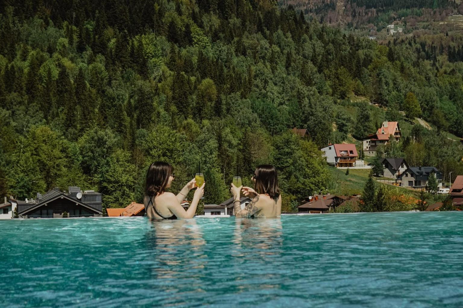 Hotel Meta Resort & Vine Spa Щирк Екстер'єр фото