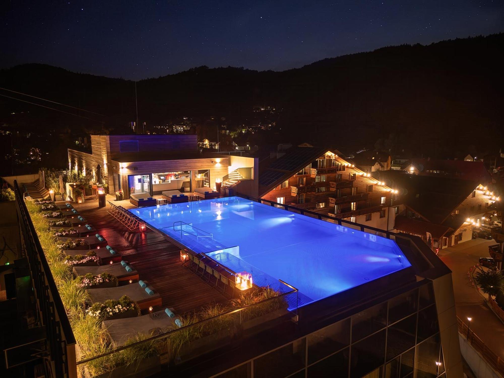 Hotel Meta Resort & Vine Spa Щирк Екстер'єр фото