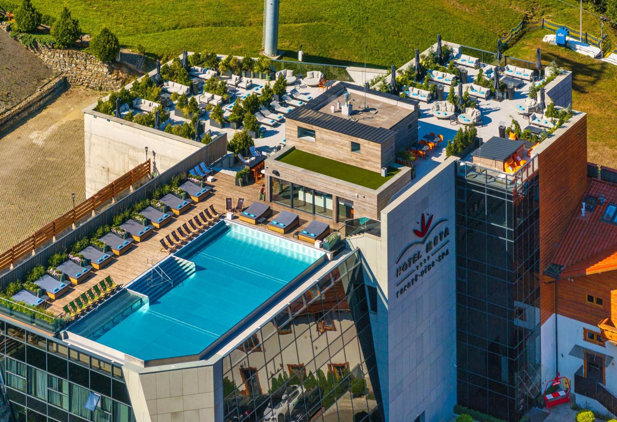 Hotel Meta Resort & Vine Spa Щирк Екстер'єр фото