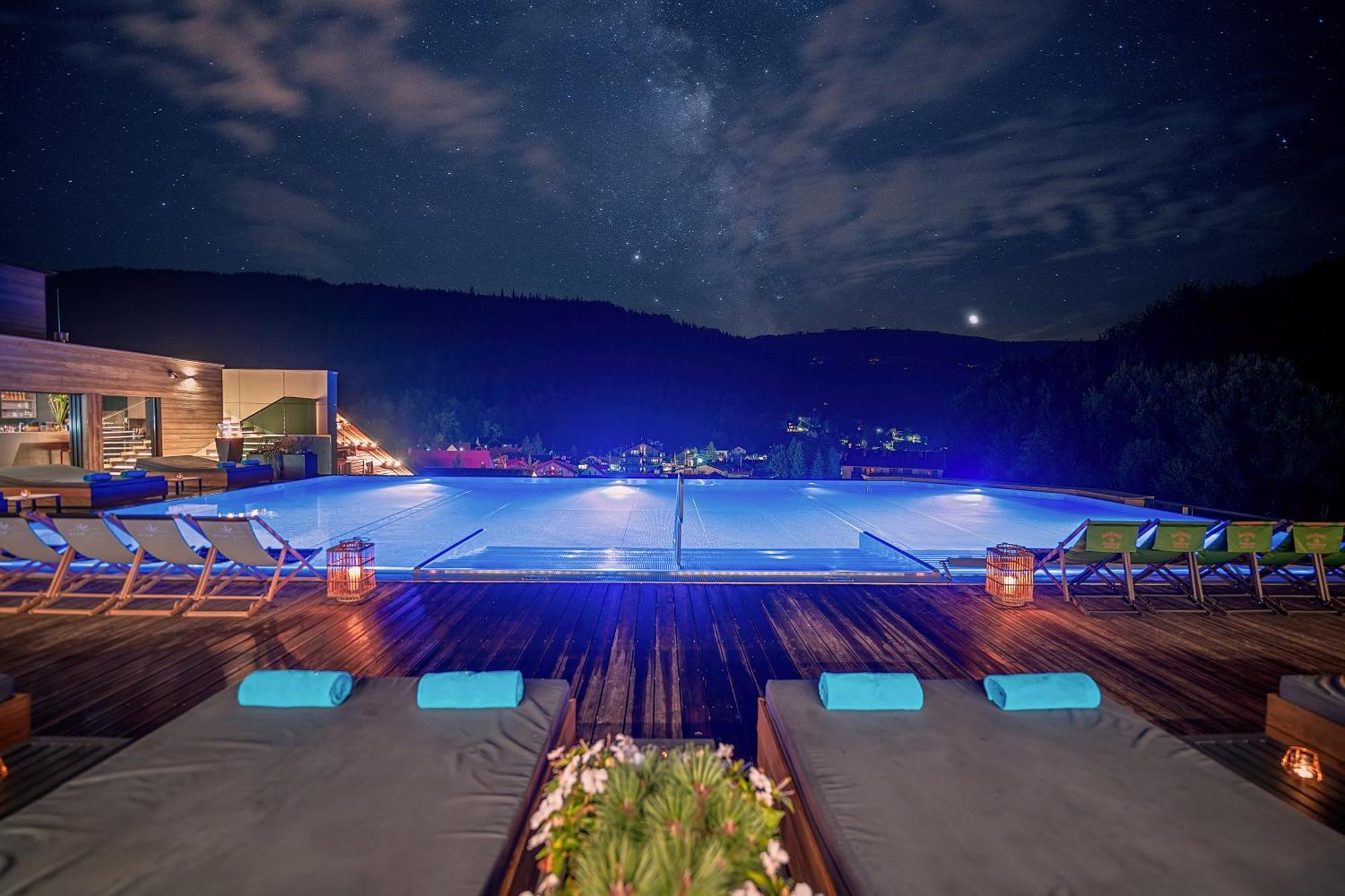 Hotel Meta Resort & Vine Spa Щирк Екстер'єр фото