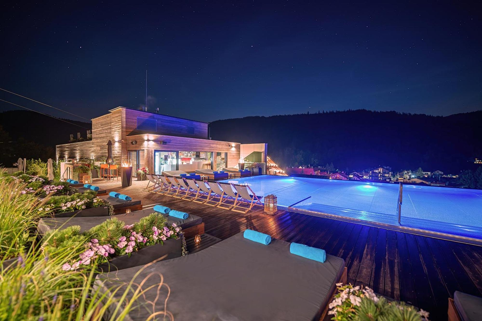 Hotel Meta Resort & Vine Spa Щирк Екстер'єр фото